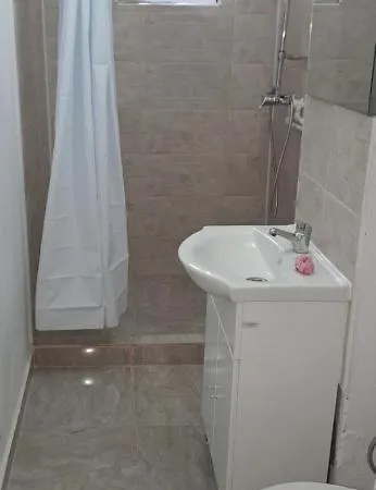 Kiki Etaj 3 Apartmán *