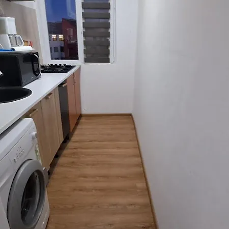 Kiki Etaj 3 Apartment Mangalia