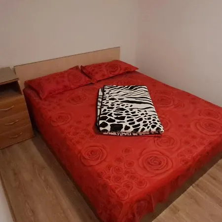 Kiki Etaj 3 Mangalia