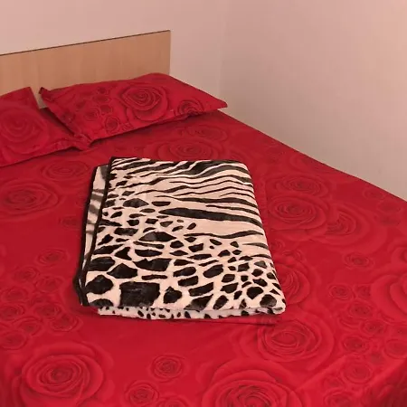 Kiki Etaj 3 * Mangalia